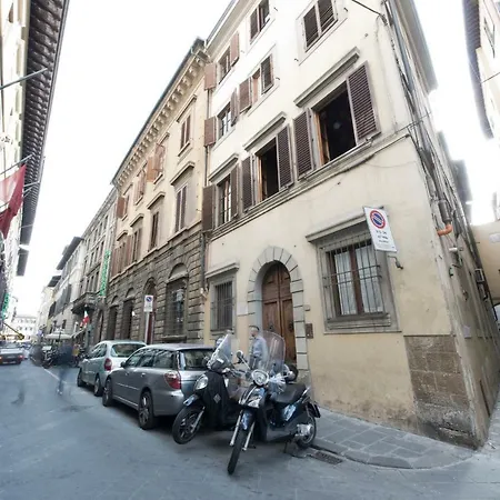 Apartment Via Giglio Florence